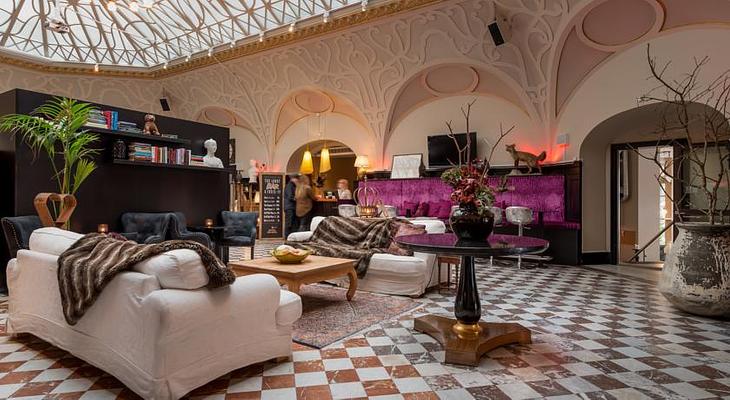 The Vault Hotel