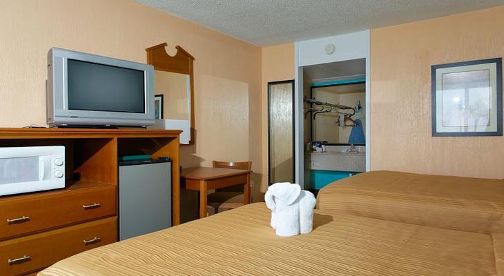 Quality Inn & Suites On The Bay Near Pensacola Beach