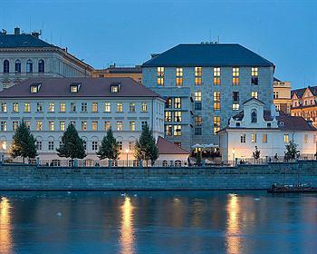 Four Seasons Hotel Prague