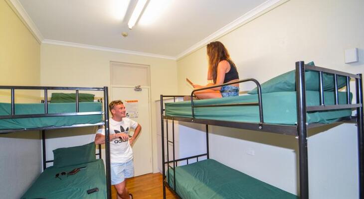 Chilli's Backpackers