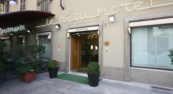 Le Petit Hotel