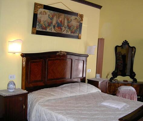 Aurora Hotel - B&B Airone