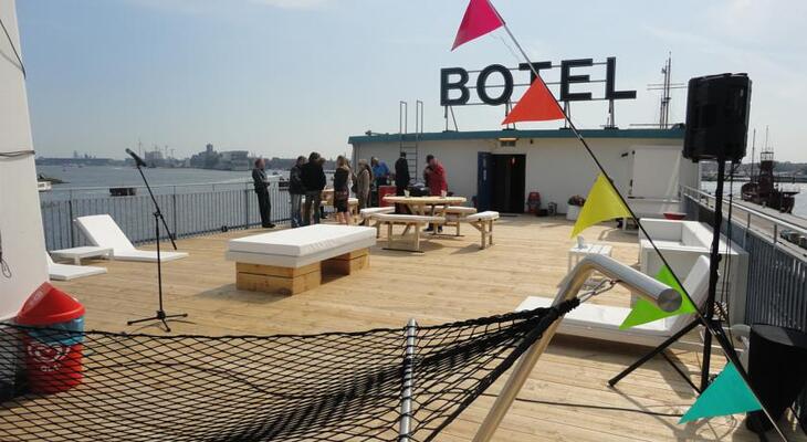 Botel