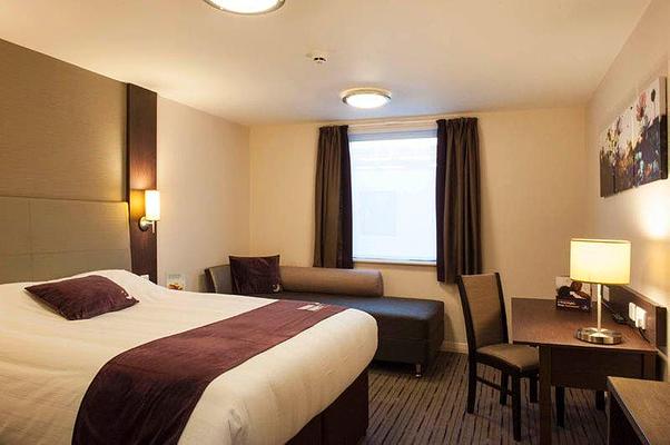 Premier Inn Bath City Centre Hotel