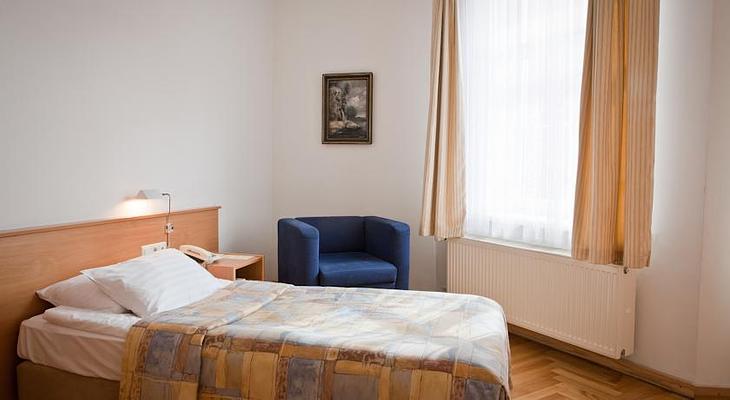 Konventa Seta Hotel