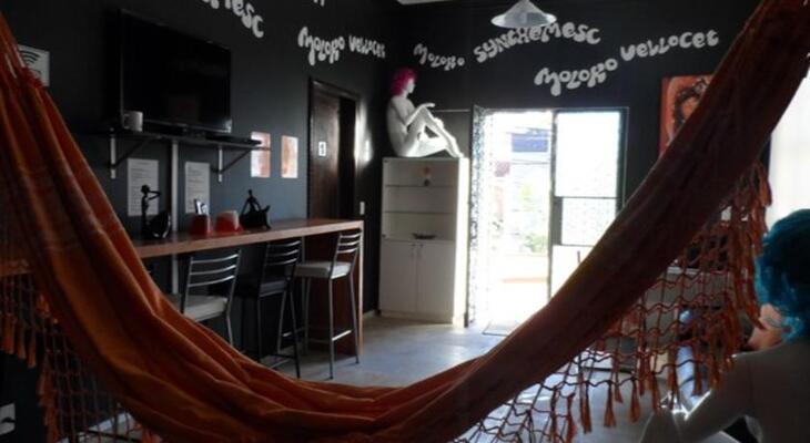 Laranja Mecanica Hostel & Pousada