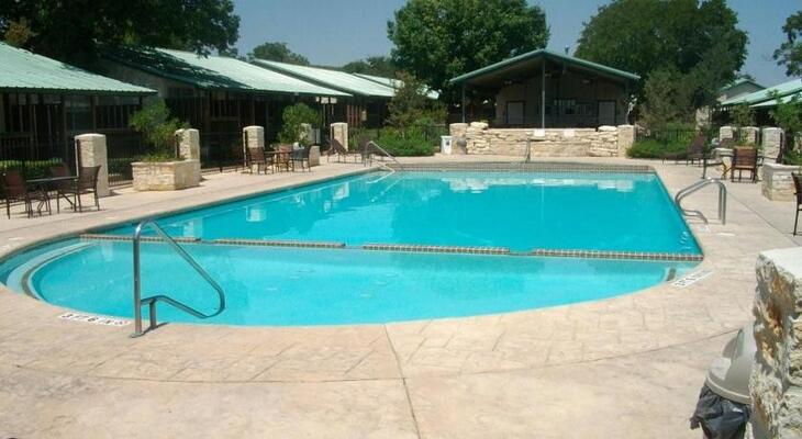 Travelodge Inn & Suites by Wyndham San Antonio Airport