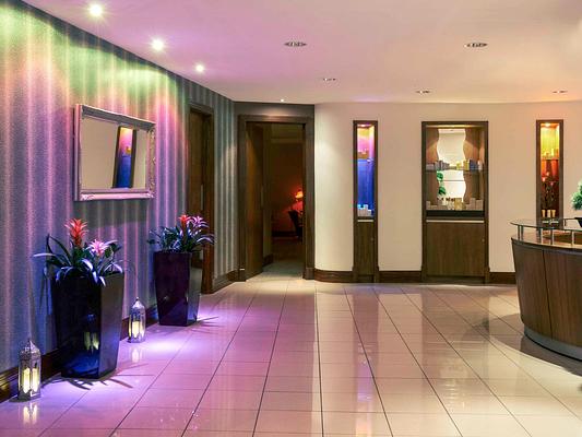 Mercure Cardiff Holland House Hotel and Spa