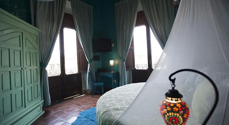 Casa Pedro Loza