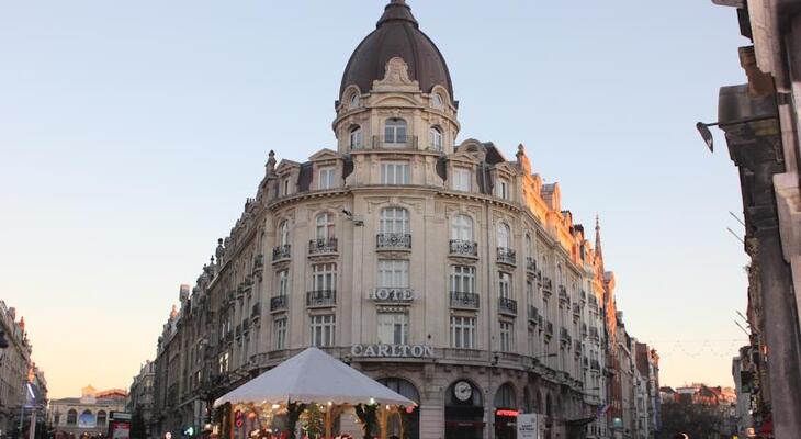 Carlton Hotel