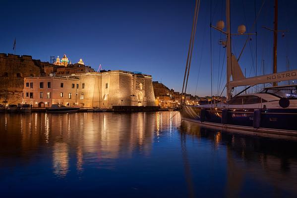 Cugo Gran Macina Grand Harbour