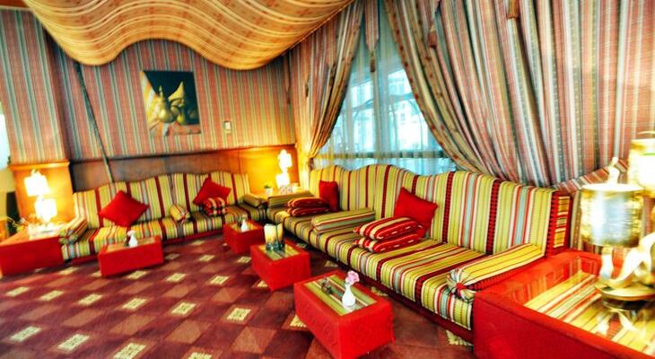White Palace Hotel