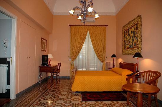 Palazzo Pantaleo B&B