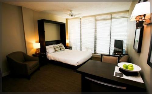 The Oswego Hotel