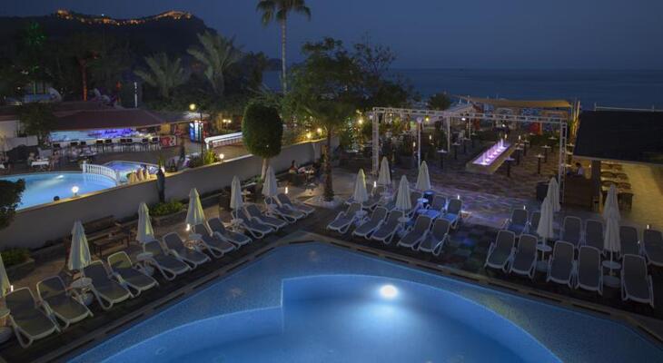 Xperia Saray Beach Hotel