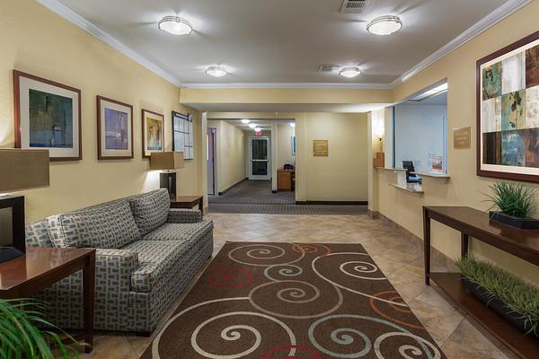 Candlewood Suites Destin-Sandestin Area, an IHG Hotel