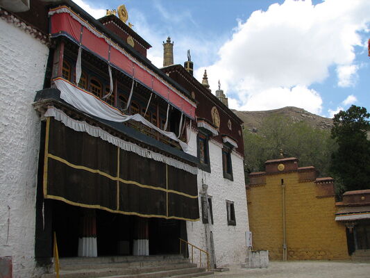 Sera Monastery