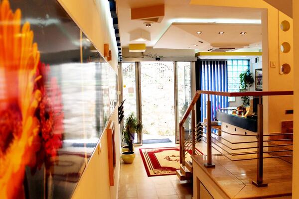 Hotel Safir