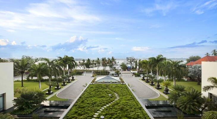 Hyatt Regency Dar es Salaam, The Kilimanjaro