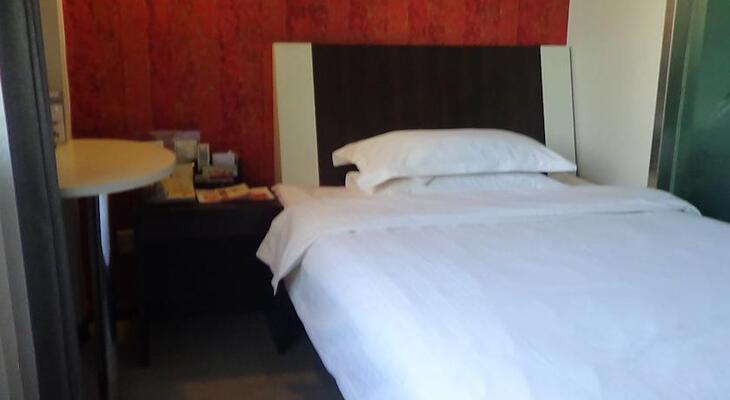 Vienna Hotel Kunming Beijing Road