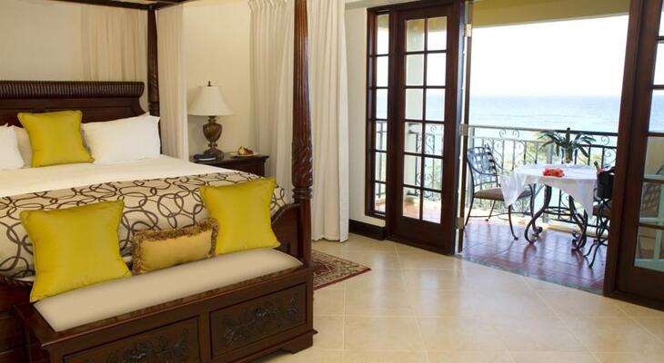 Jewel Dunn's River Beach Resort & Spa