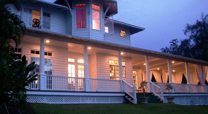 The Palms Cliff House Inn