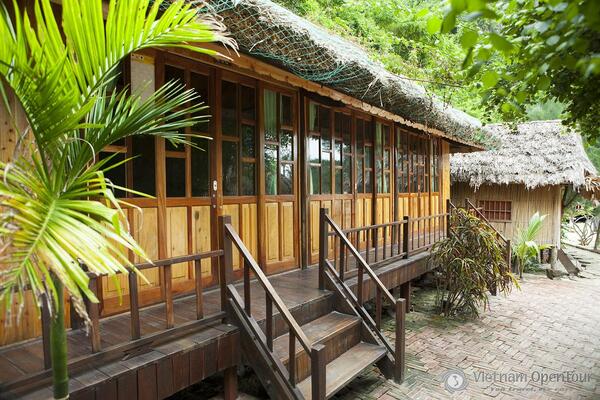 Cat Ba Sandy Beach Resort