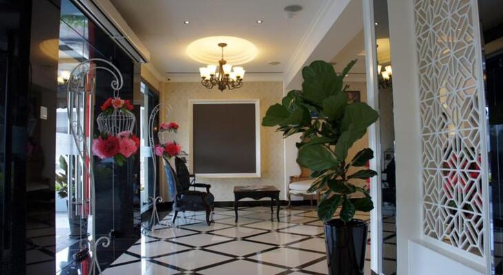 The Grand Jade Hotel