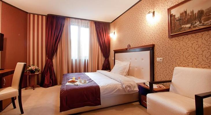 Best Western Plus Bristol Hotel