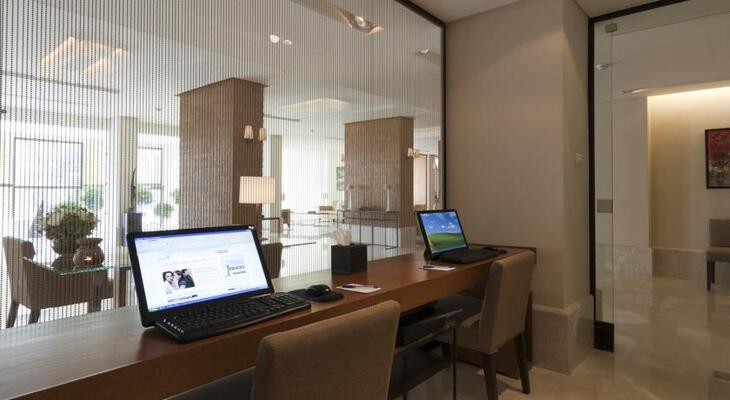 Al Qasr Metropole Hotel