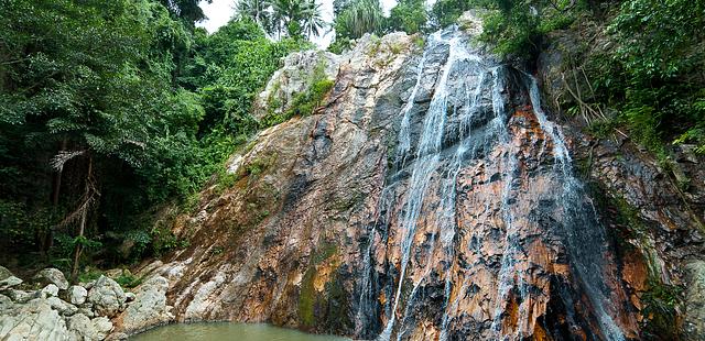 Na Muang Waterfall