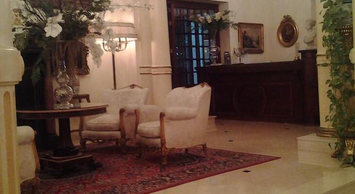 Manos Premier Hotel