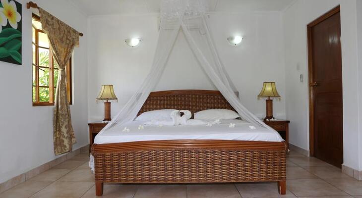 Le Surmer Self-Catering Chalets