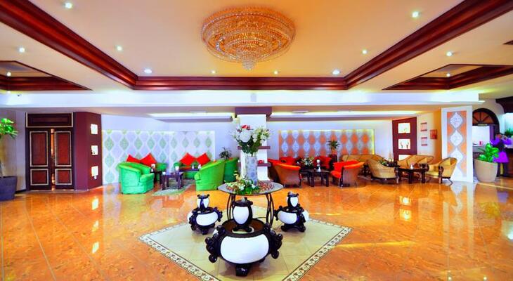 White Palace Hotel
