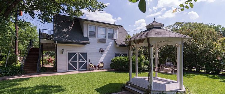 The Texas White House Bed & Breakfast