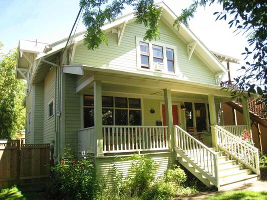 Bluebird Guesthouse