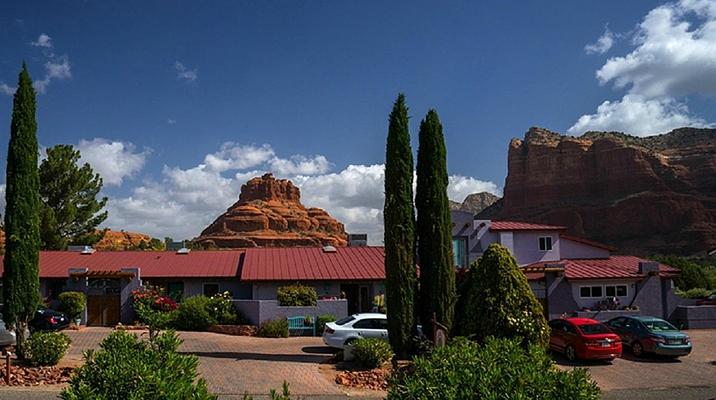 Cozy Cactus Bed and Breakfast