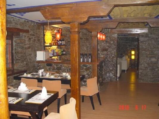 Floral Hotel Lincang (Lhasa Jokhang Temple Old Town)