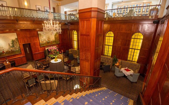 Heathman Hotel Lobby Lounge