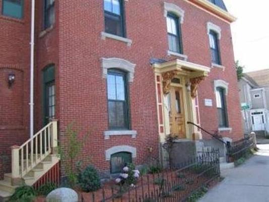 Morrill Mansion Bed & Breakfast