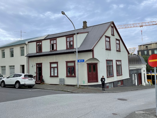 Central Guesthouse