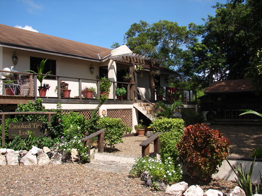 Crooked Tree Lodge