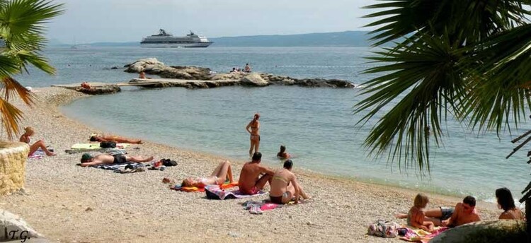 Kastelet Beach