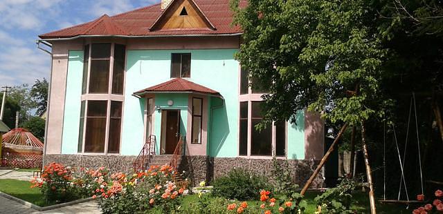 Umai Hotel