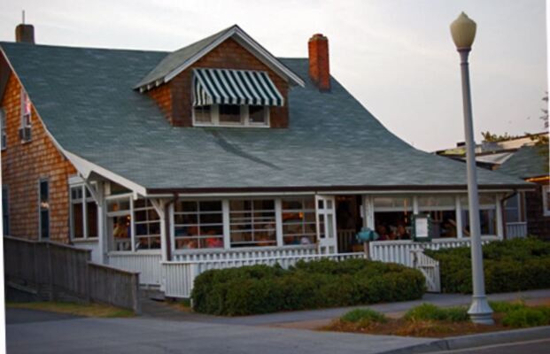 Tautog's Restaurant