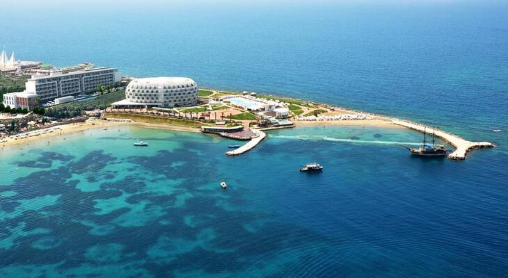 Gold Island Hotel
