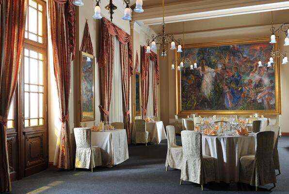 Zofin Restaurant