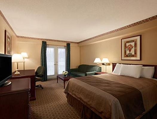 Travelodge Ottawa West