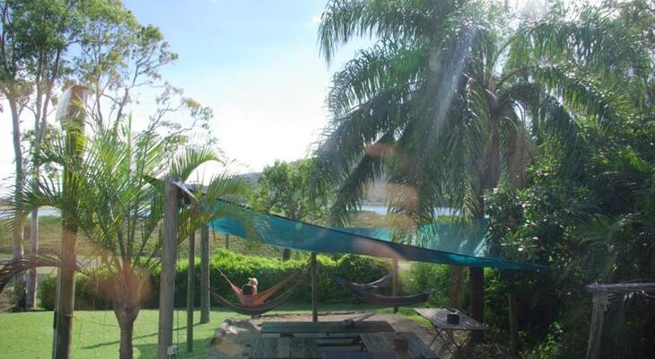 Backpackers by the Bay