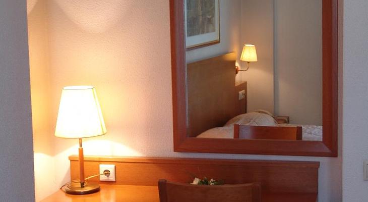 Athos Hotel